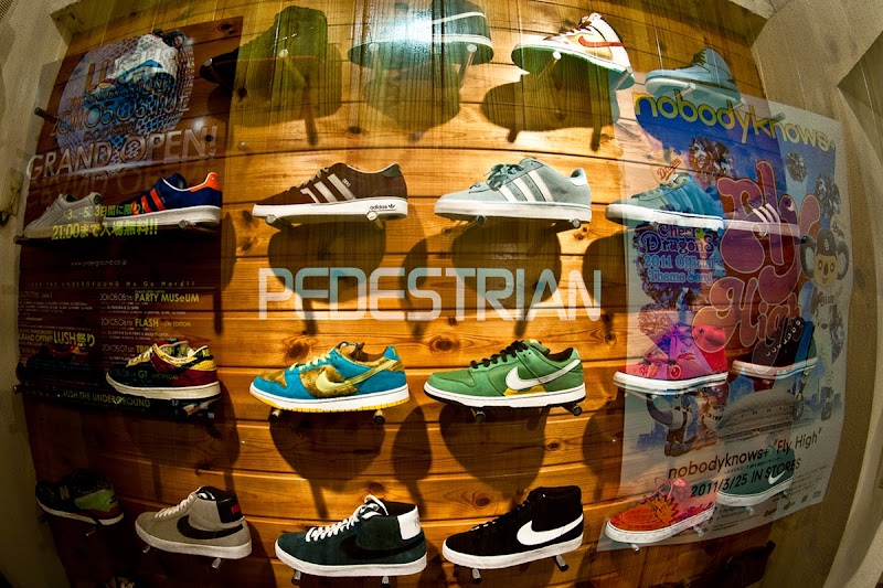 PEDESTRIAN ペデストリアン