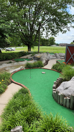 Two T's Family Entertainment Center Gallery - United States