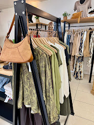 Photo n°12 de Cool et Classe à Saint-Jean-de-Bournay (Magasin de vêtements pour femmes)