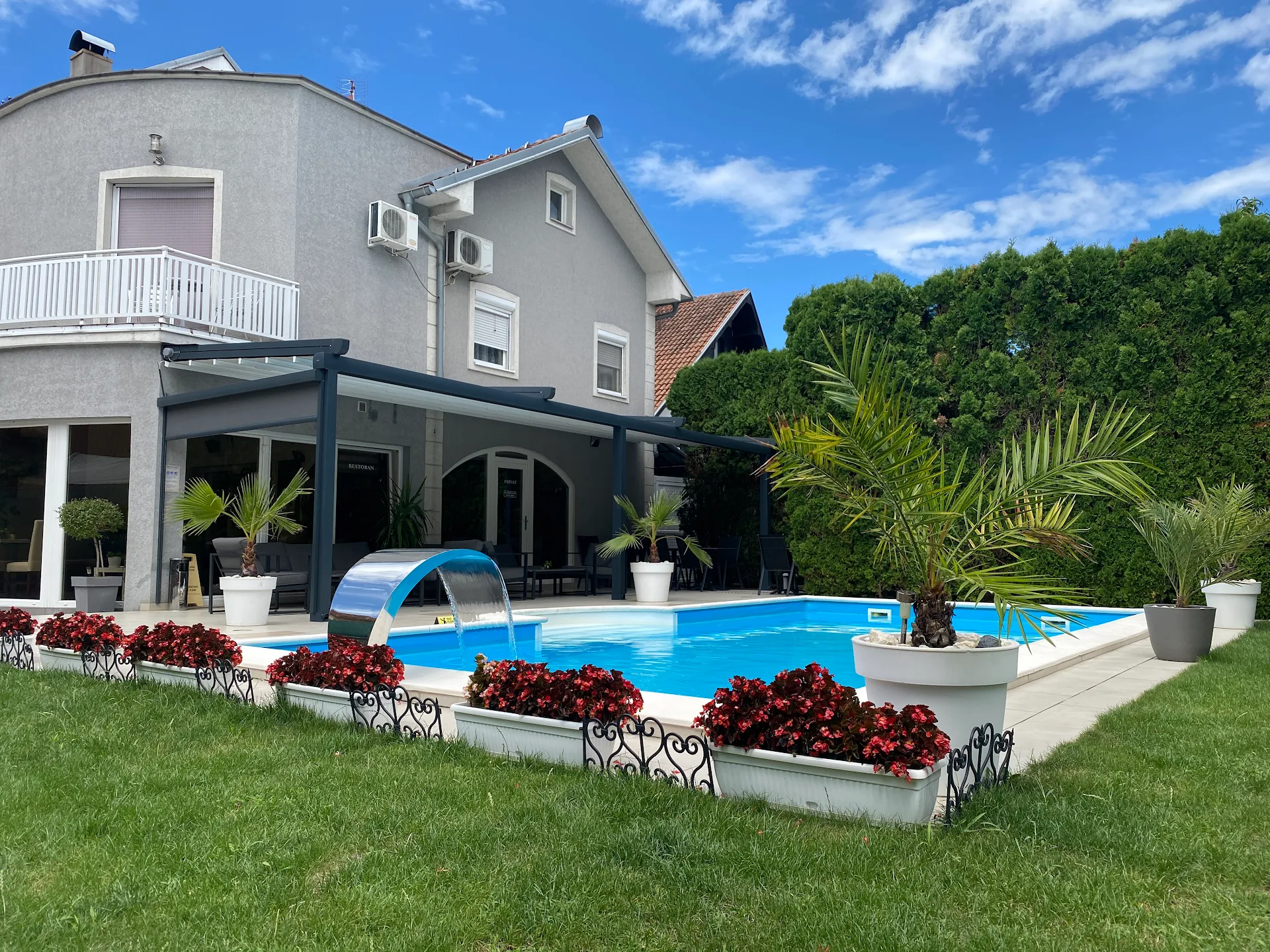 Vila Delux