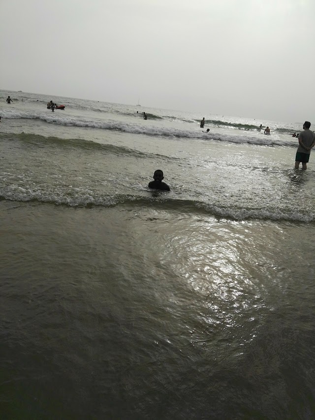 Ecole De Surf