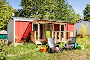 Photo n°10 de Camping Yelloh! Village Lascaux Vacances à Coly-Saint-Amand (Piscine)