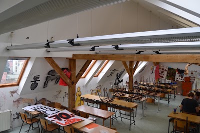 Photos of Gymn&aacute;zium Jana Valeri&aacute;na Jirs&iacute;ka