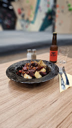 Photo n°5 de Restaurant & Bar, Terrasse chez Vertical'Art Orléans à Saint-Jean-de-la-Ruelle (Restaurant)