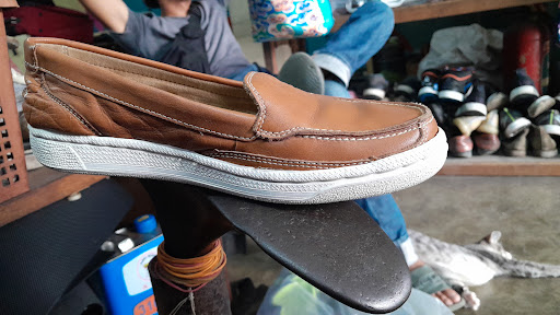 AMIRUNAMIRA TRADING (Warisan Adam Kasut)