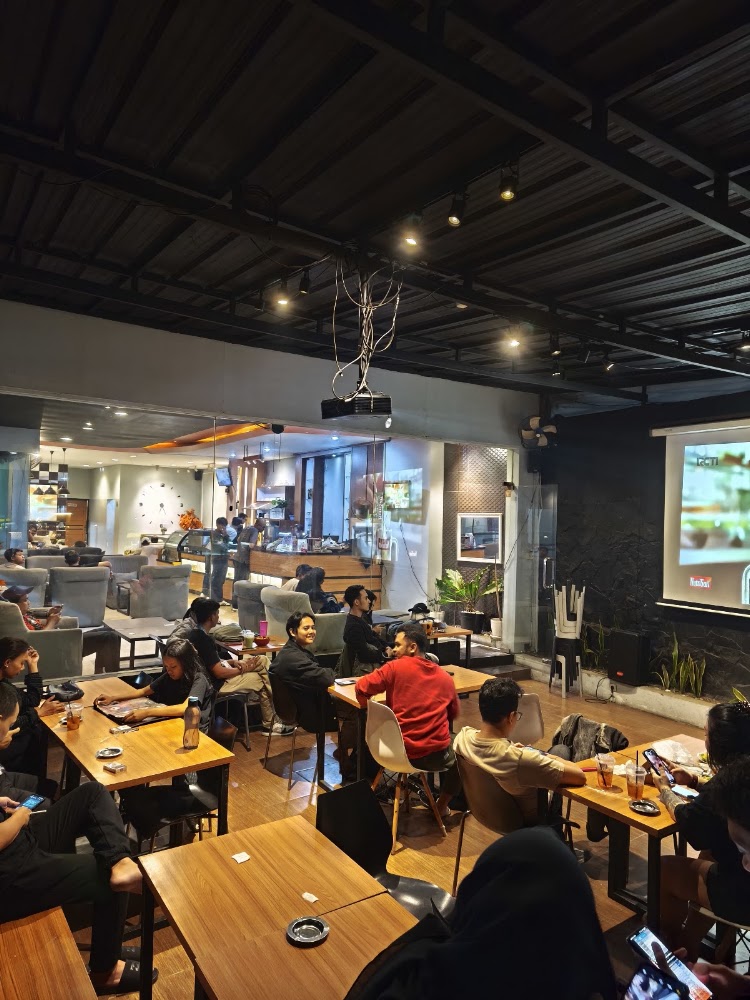 Paris Van Java Cafe & Resto Speciality Coffee