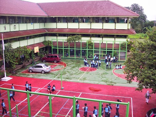 SMK 18 Jakarta, Author: Nicolas iLLan Nasohi