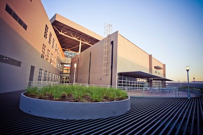 Photos of Escuela Bancaria y Comercial