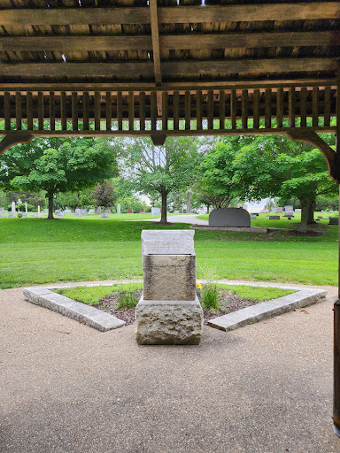University of Iowa Deeded Body Program Memorial - Thumbnail