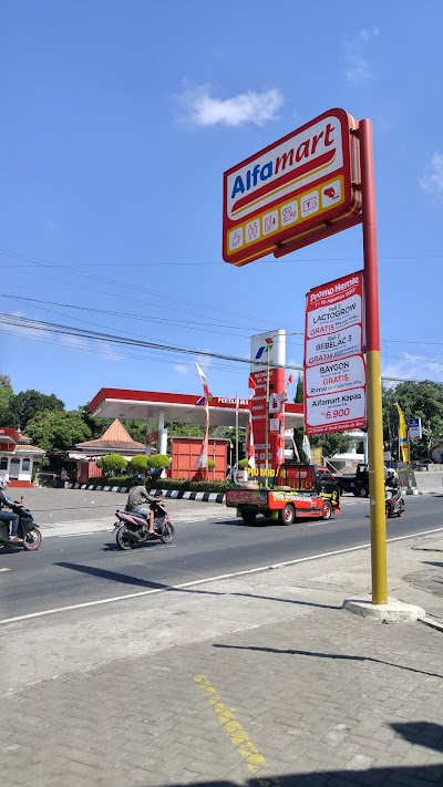 Photos of Pertamina gas station Bandungan