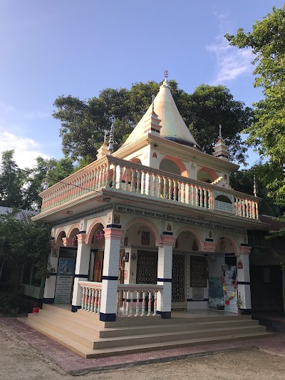 Photos of Shri Shri Lokenath Brommochari Babar Mondir