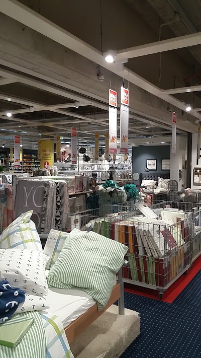 Photos of H&ouml;ffner M&ouml;belgesellschaft GmbH & Co. KG