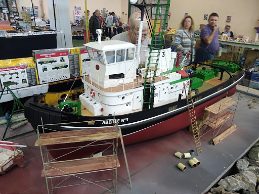 Model'club Fougerollais - Thumbnail
