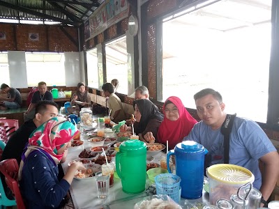 Photos of Ikanbakarpakw0