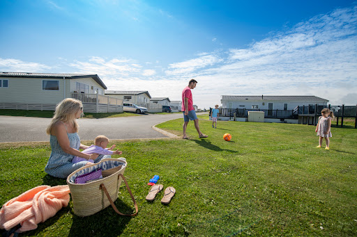 Parkdean Resorts Barmston Beach Holiday Park - Thumbnail