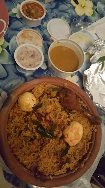 Gujarati Pot Biriyani, Author: Shehan Talagala