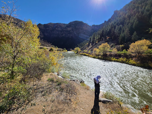 Colorado River Access Parking