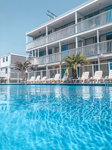 Seabonay Oceanfront Motel