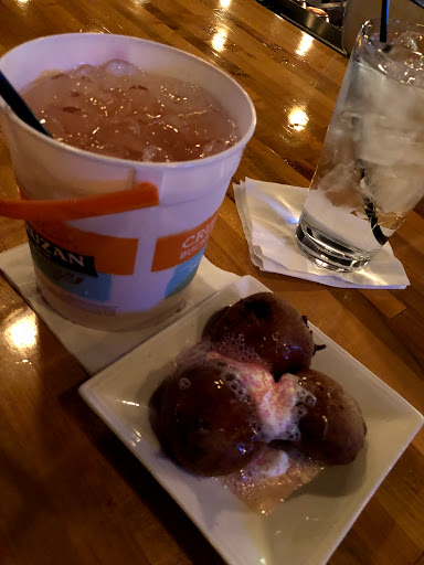 Bar Chix - Visual