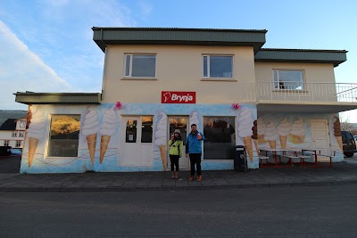 Photos of Brynja