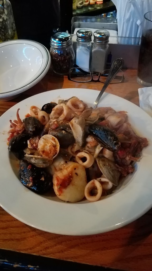 Uncle Vinnie's Clam Bar