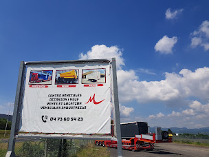 Photo n°2 de M TRAILER à Gerzat (Concessionnaire de remorques utilitaires)