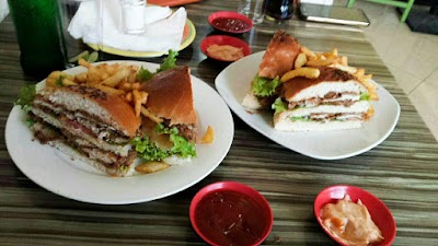 Photos of Celavie Chicken and Burger