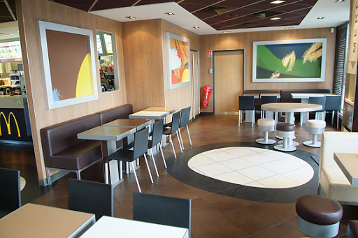 Photo 7 - Burger King