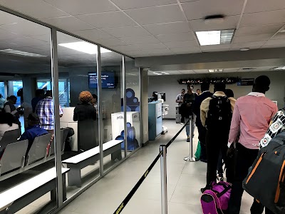Photos of A&eacute;roport International Toussaint Louverture