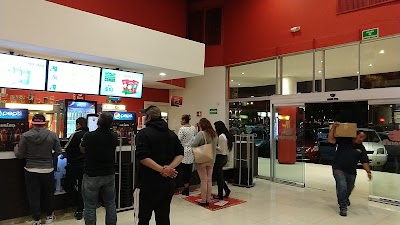 Photos of Cinemex Malec&oacute;n