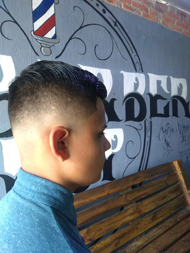 TC'S BARBER SHOP