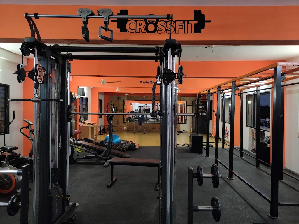 Akar Fitness Crossfit Gym
