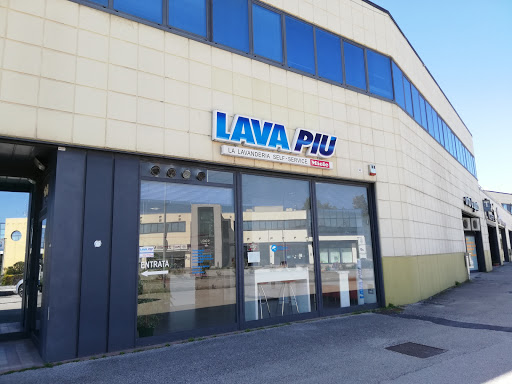 Lavanderia Self Service Lavapiù Piediripa di Macerata - Thumbnail