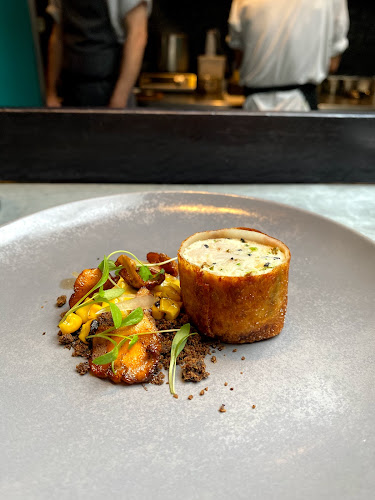 Comentarii opinii despre 64 Degrees