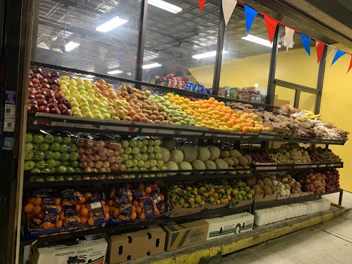 El Rancho Farmers Market - Thumbnail