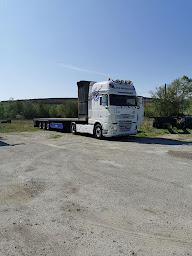 Photo n°3 de Transports Bouscault à Gouffern en Auge (Société de transport routier)