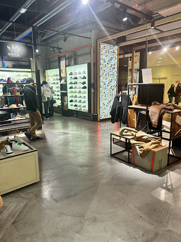 Avis sur Courir à Paris - Magasin de chaussures