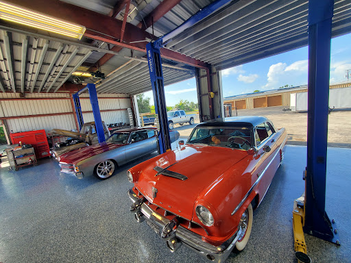Craig's Twisted Garage Logo