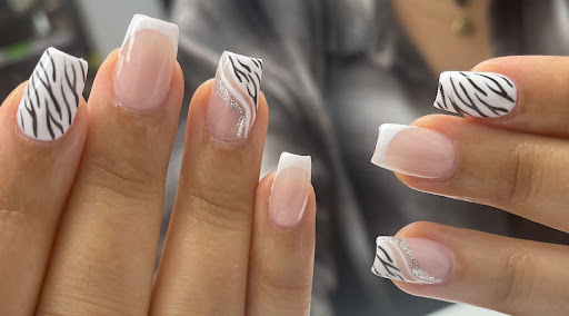 Rama Manicure - Thumbnail