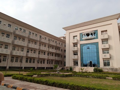 Fast National University of Computer and Emerging Sciences Faisalabad-Chiniot Campus