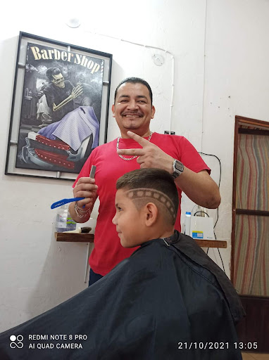 Los Torres barbershop