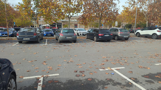 Parking de la Escuela de Idiomas