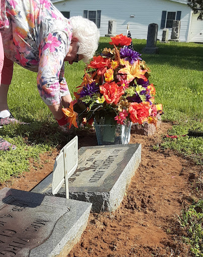Greenbottom Cemetery - Thumbnail