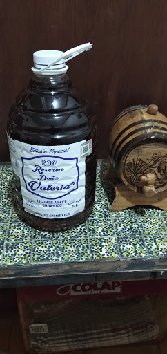 RESERVA DOÑA VALERIA miel de agave y licores - Thumbnail