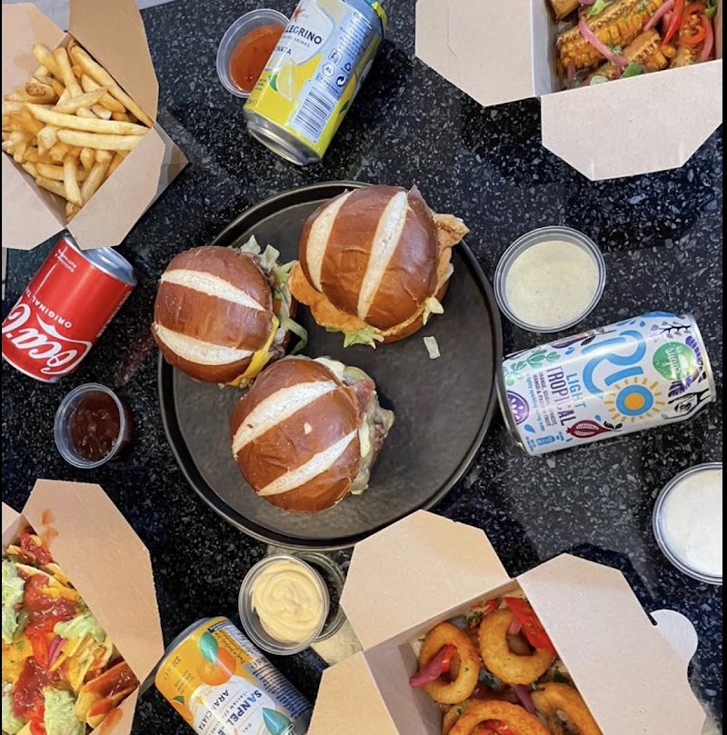 BlackDoor Bar & Bistro photo 3