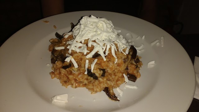 The Arches Wine Bar & Restaurant