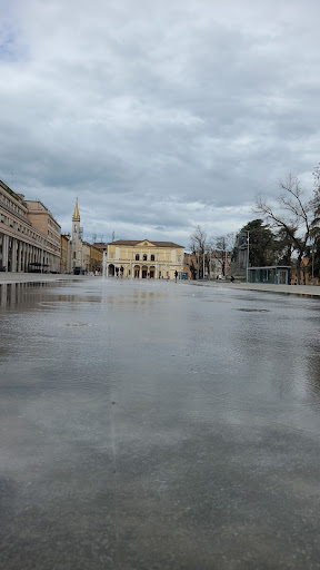 Fontana Piazza Martiri del 7 Luglio