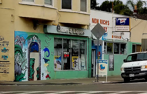 New Rich’s liquor