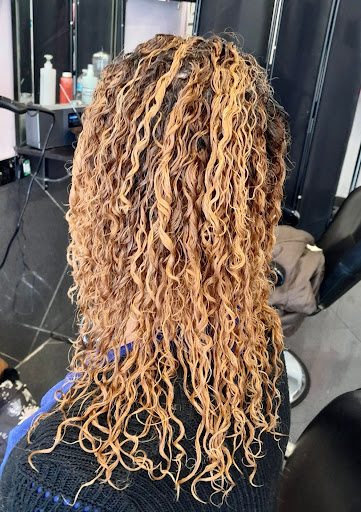 Xpressions Hair and Beauty - Hayes