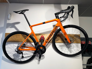 Photo n°13 de 2 Roues & motoculture 79 à Moncoutant-sur-Sèvre (Atelier de réparation de pneus)